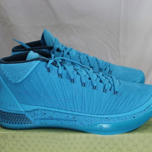 Nike Kobe AD Mid Honesty Athletic Basketball Shoe - Picture 3 of 8